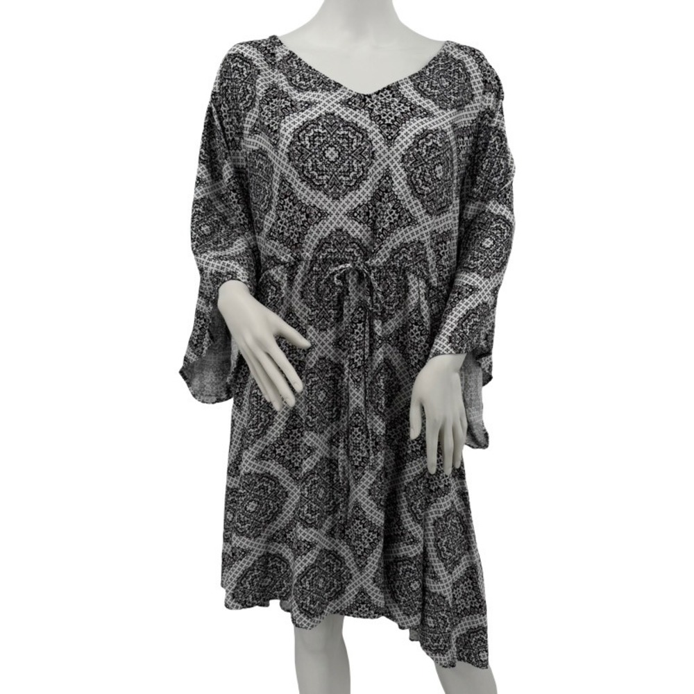 TORRID Black White MANDALA Print Tie Waist Flutter Sleeve Dress Plus Size 6‎